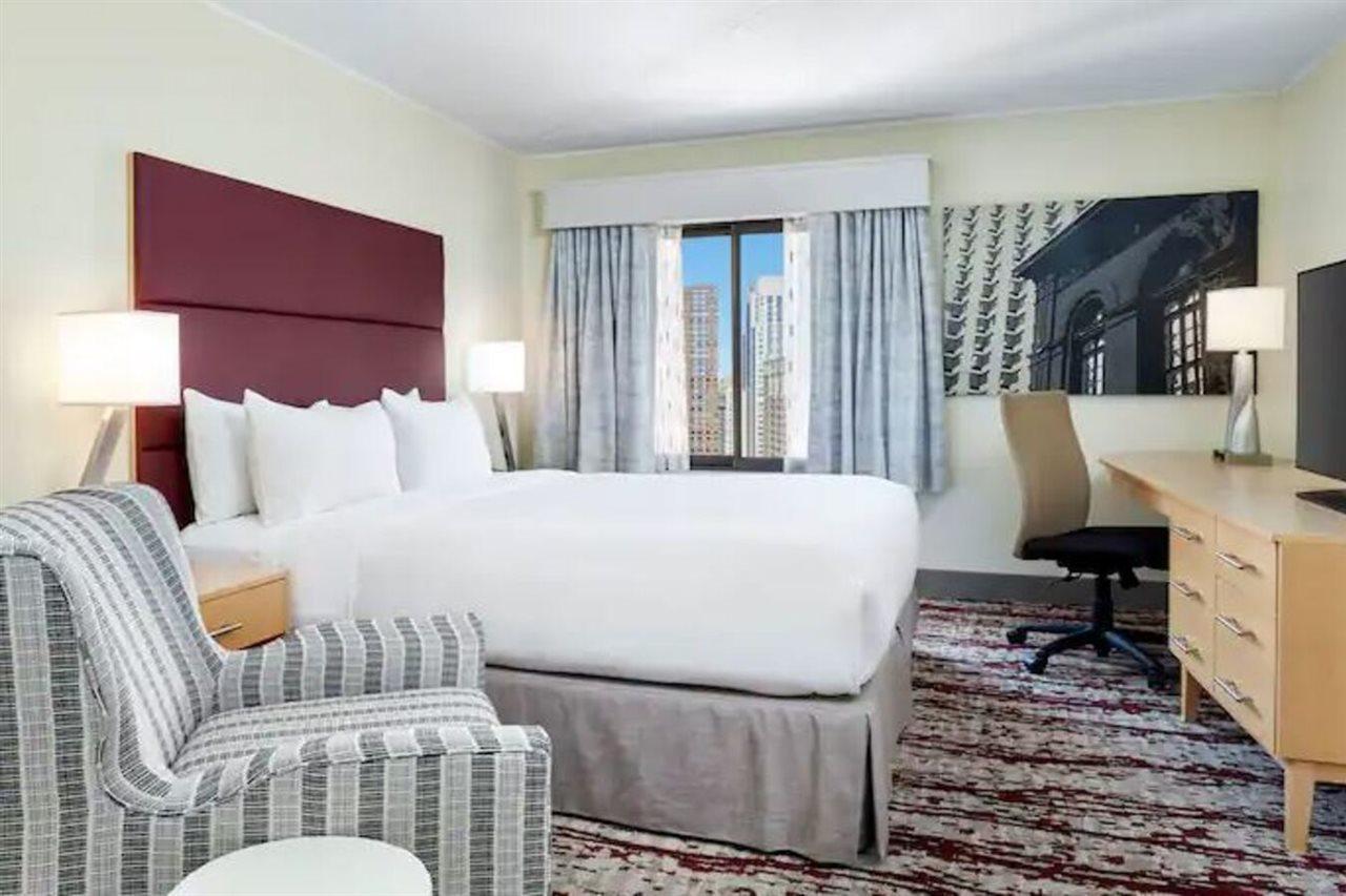 Doubletree By Hilton Hotel Philadelphia Center City Exteriör bild